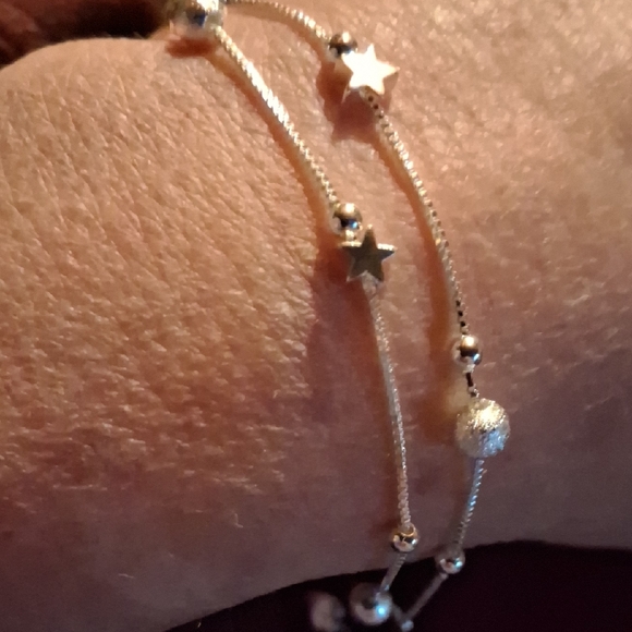 Jewelry - Elegant Silver Star Bracelet